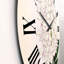 Orchidée blanche rétro III - Horloge murale traditionnelle-60328416