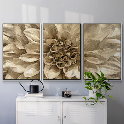 Neutral Wall Flower I, reproduction encadrée sur toile 3 pièces