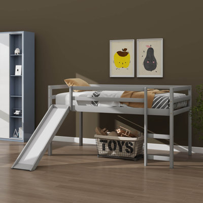 Lit mezzanine simple avec plusieurs fonctions, livré avec une glissade excitante pour plus de divertissement