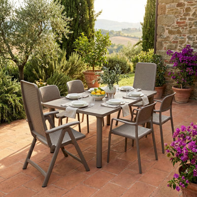 Libeccio 6 - Person Patio Dining Set with Extendable Rectangular Table