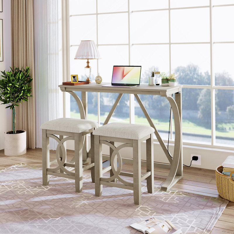 Ensemble de table de salle à manger à hauteur de comptoir 3 pièces Farmhouse avec port USB et tabourets rembourrés, idéal pour les petits espaces et la vie moderne