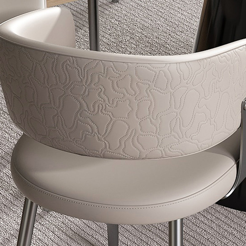 Ensemble de 2 chaises de salle à manger seulement, sans les tables