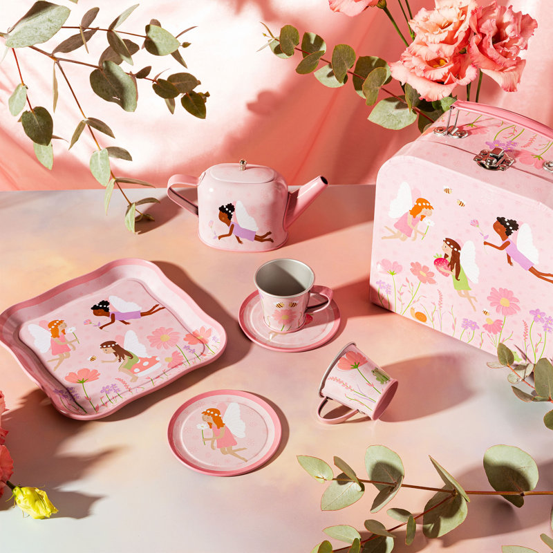 Plastic Dinnerware Storage Set