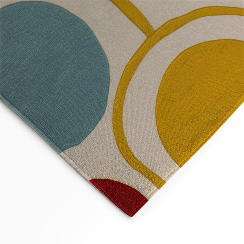Jaunty Curve Indoor And Outdoor Area Rug, Rectangle 1'6" x 2'6"