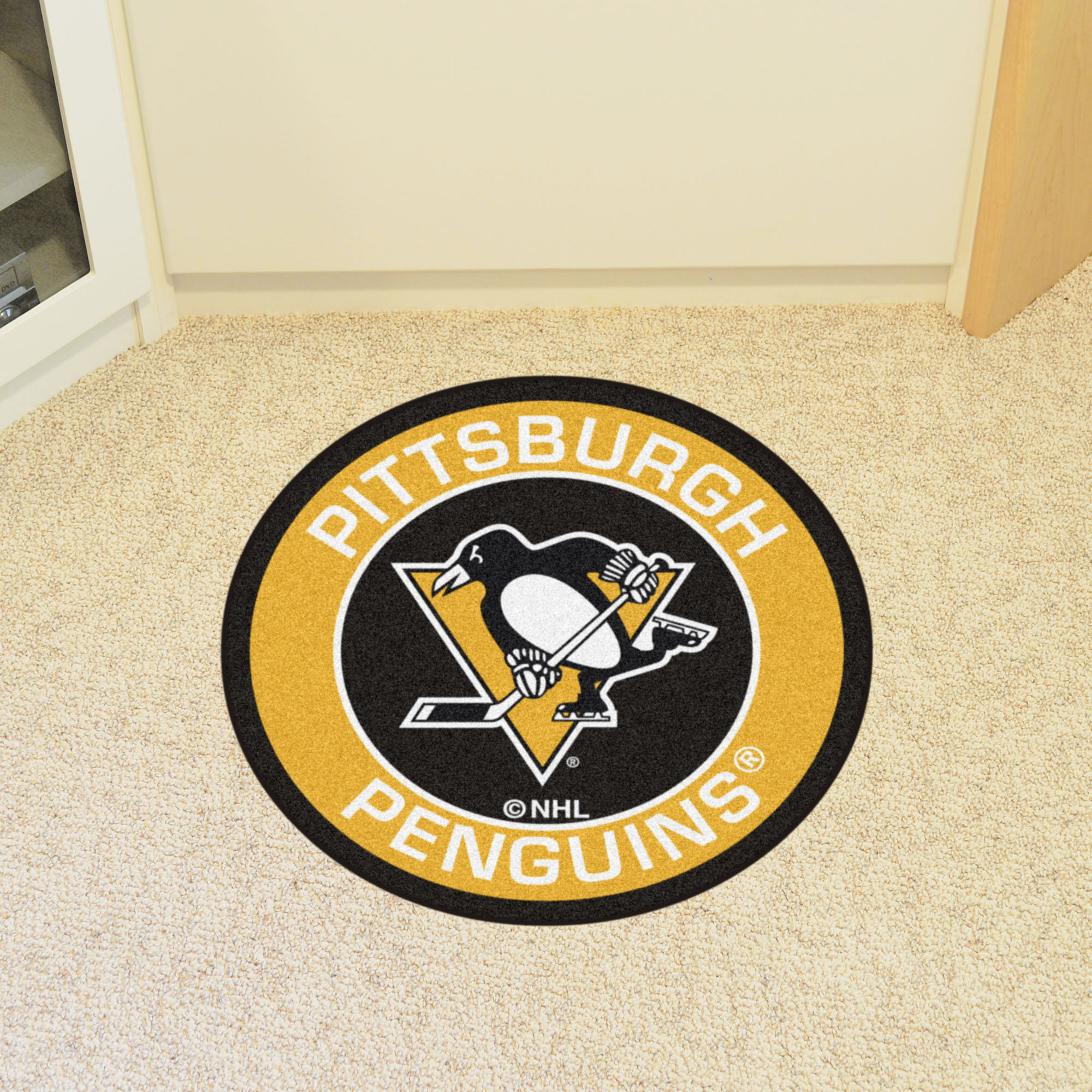 FANMATS NHL Retro Pittsburgh Penguins Blue 2 ft. Round Area Rug 35567 - The  Home Depot