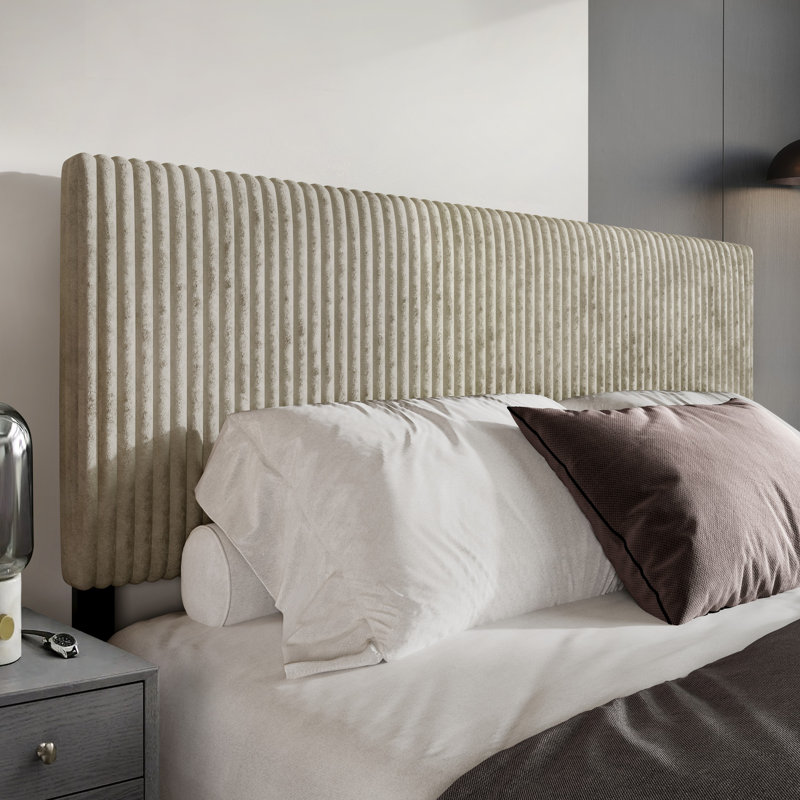 Grande tête de lit tapissier Romney, Beige clair, Grand lit