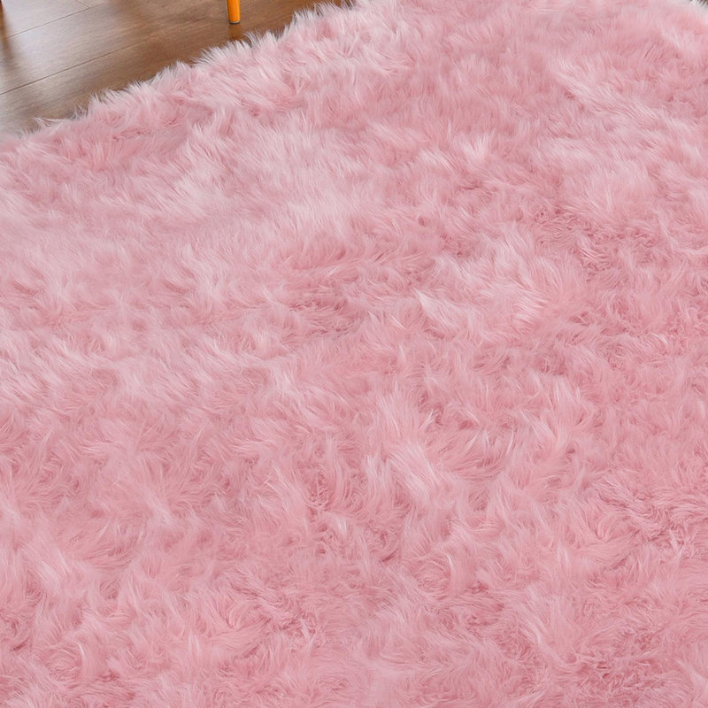 Divion Faux Sheepskin Indoor Rug, Round 5'