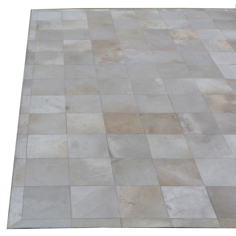 Natural Hide Geometric Handmade Cowhide Beige/Gray/Dark Gray Area Rug, Rectangle 13'6" x 17'6"