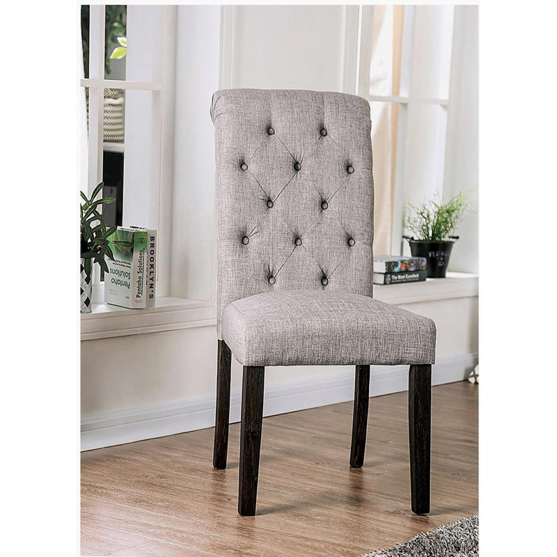 Ensemble de 4 chaises de salle à manger modernes avec chaises en forme de cuillère et pieds en métal noirs pour la salle à manger (beige)