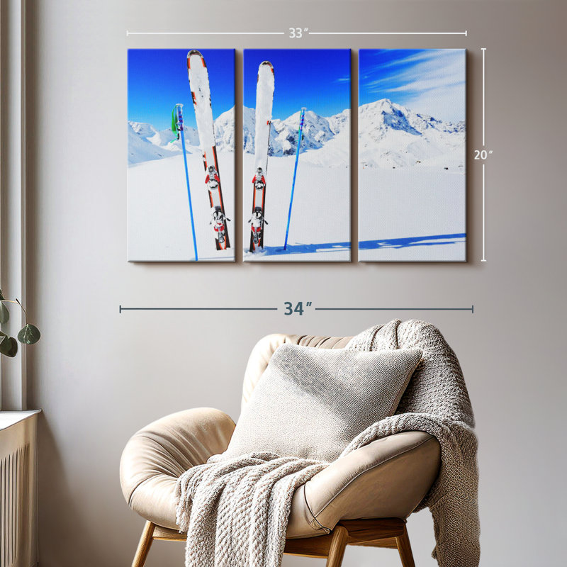 «Équipement de ski», 3 pièces sur toile, H 20 po x l 33 po x P 1,25 po