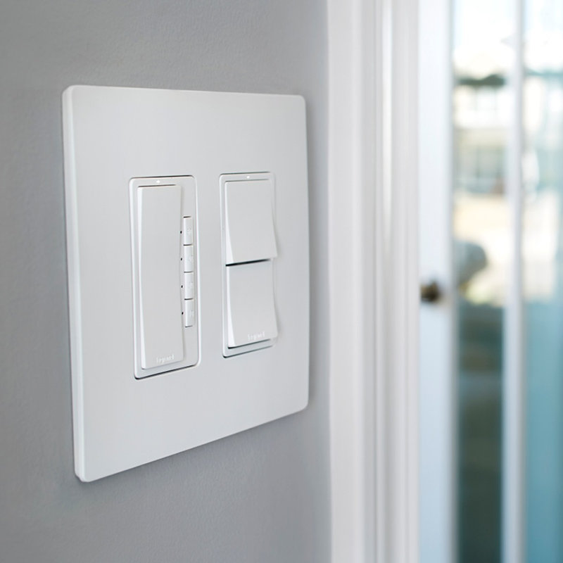 Luminaire de positionnement rayonnant Legrand, transparent