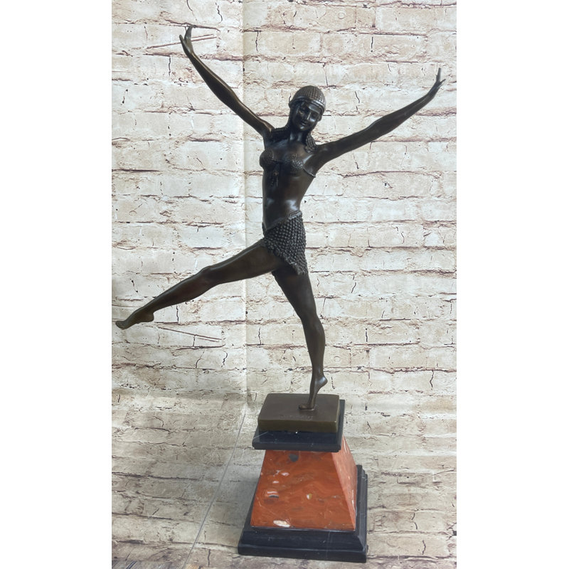 Figurines et sculptures Emmarae