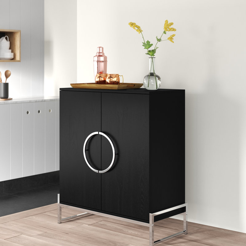 Amilliana 33.25'' Bar Cabinet