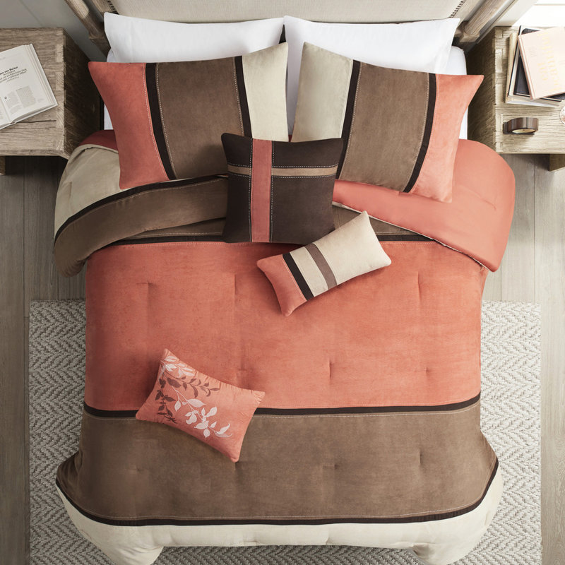 Édredon 7 pièces Coral Queen - Faux suède, 2 taies décoratives, 1 coussin décoratif