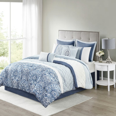 764614985-E60E Comforter