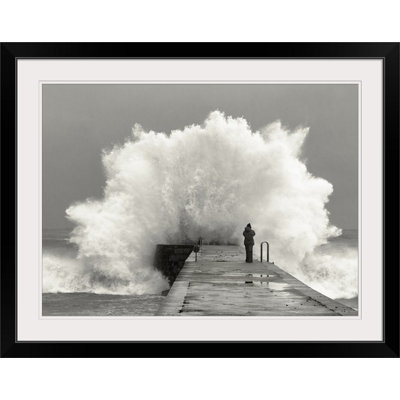 Reproduction de photo de Straub «Waves» par Mikel Lastra