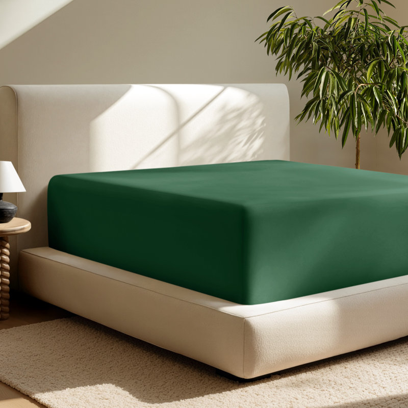 24" Extra Deep Pocket Microfiber Fitted Sheet, King Fitted Sheet, Forest Green