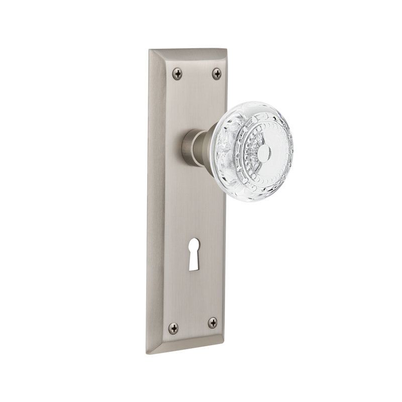 New York Plate with Decorative Keyhole and Crystal Meadows Knob, Satin Nickel, 2-3/4”