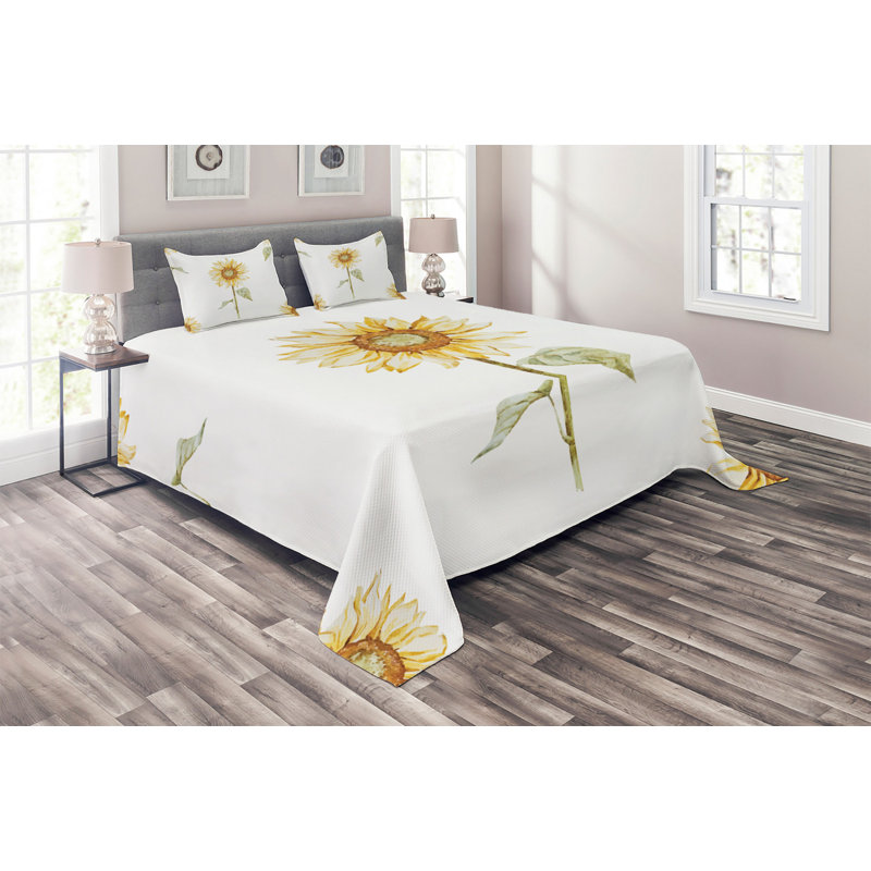 Flower Farmhouse / Country Coverlet