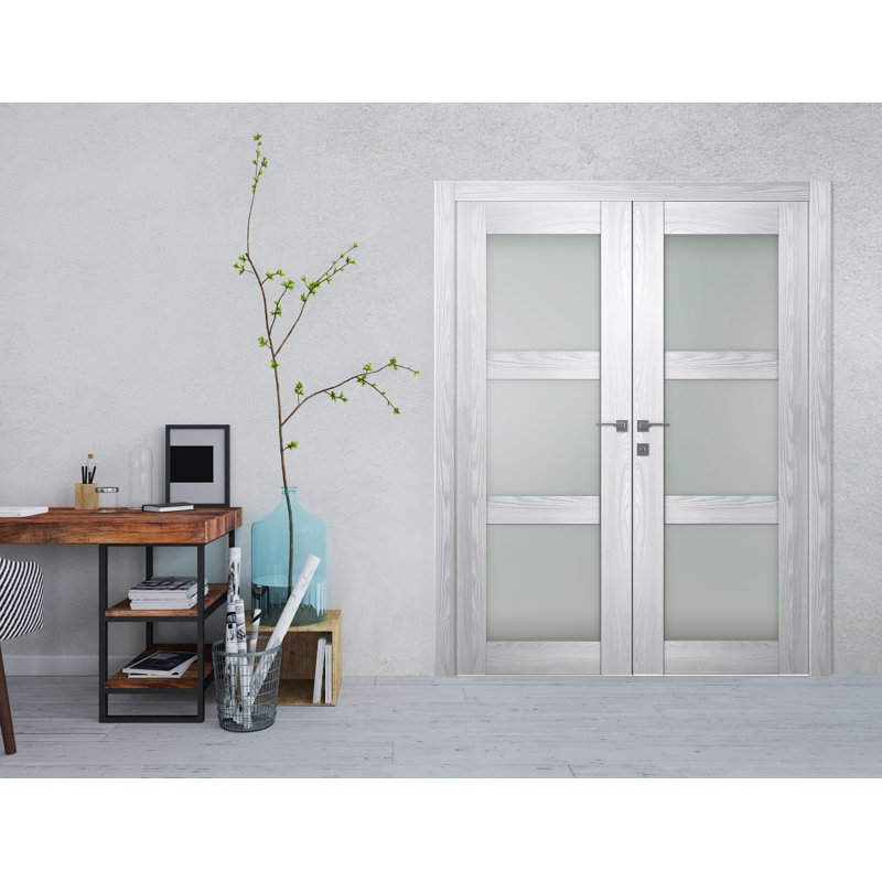 Porte standard à panneaux en bois manufacturé Avon 3 Lite, 59,5 po x 83,23 po, Pecan Nutwood, Droite