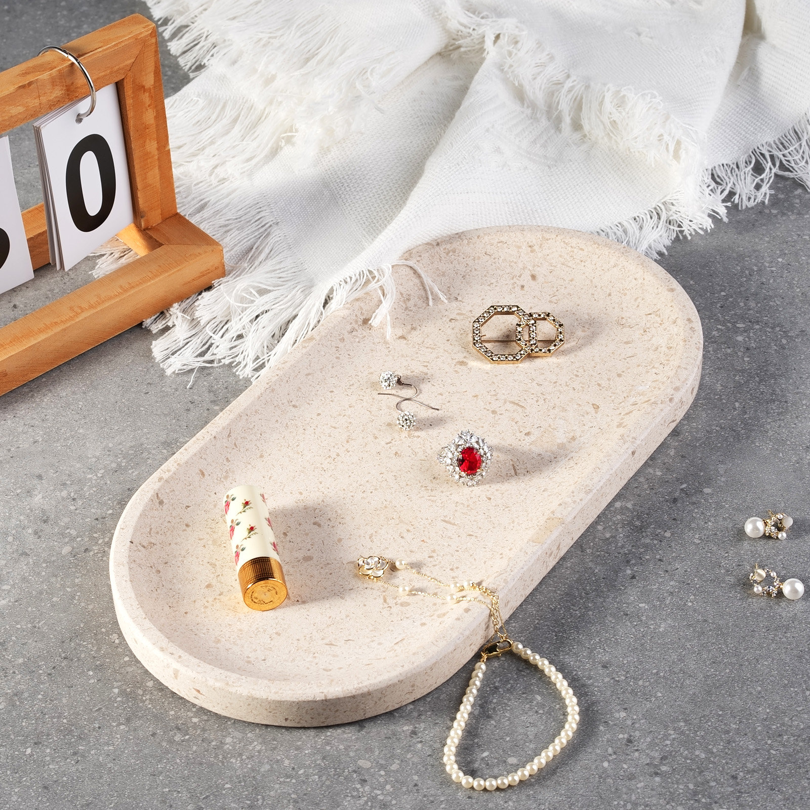 Guein Oval Natural Marble Tray, Moca Cream Media