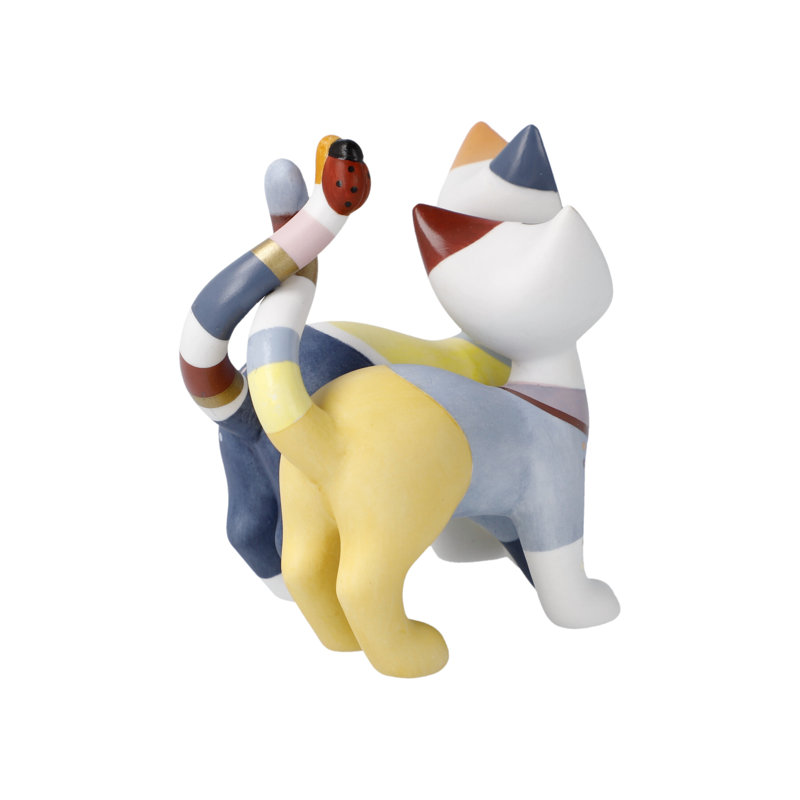 Figurines & Sculptures