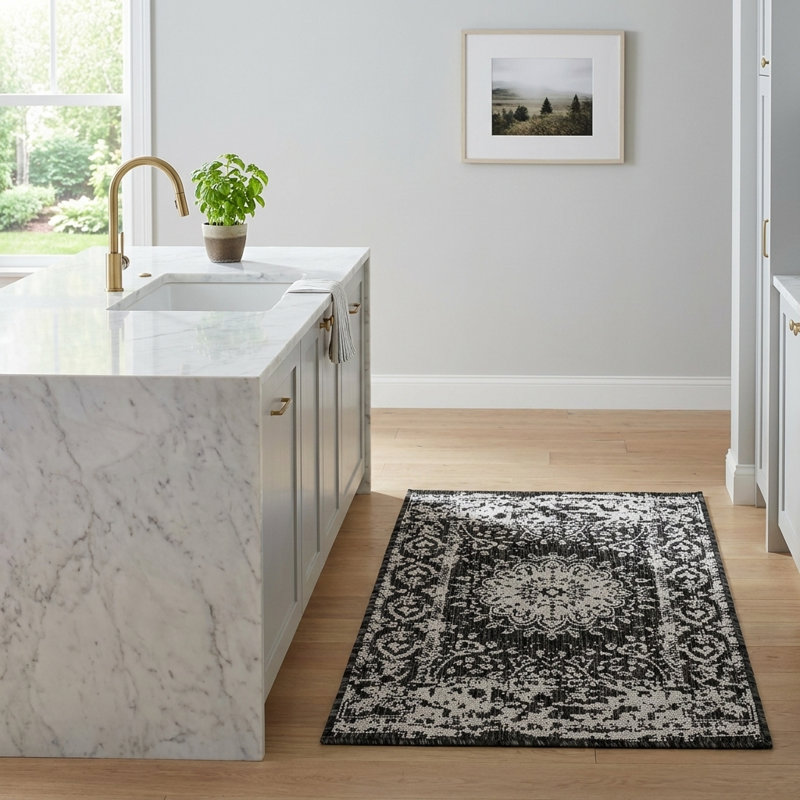 Latitude Run® Column Nikica Rug White and Silver, Round 7'10"