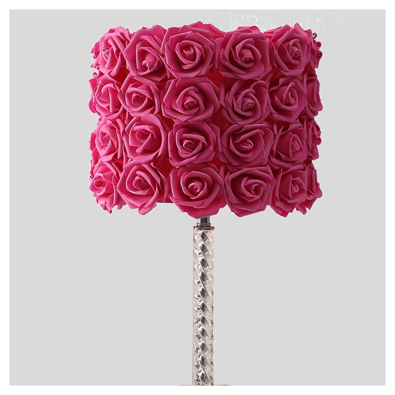 Lampe de table en métal et acrylique 18,25 "Red Roses in Bloom avec abat-jour tambour