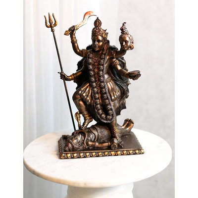 Figurine Devi, déesse du temps, mort et jour de la mort Kali Bhavatari