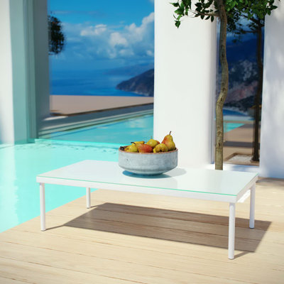 Table basse d'extérieur en aluminium blanche Abertamy
