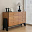 Commode rétro et simple