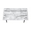Bureau d'ordinateur de 48 pouces avec huche et casiers de rangement, finition marbre blanc avec base en métal noir