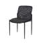 Chaise d'invité empilable Vayu, filet noir, crêpe douce