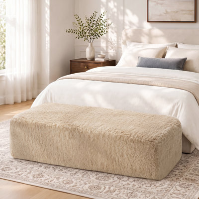 Pouf compressé moderne en fausse fourrure de 150 cm de large