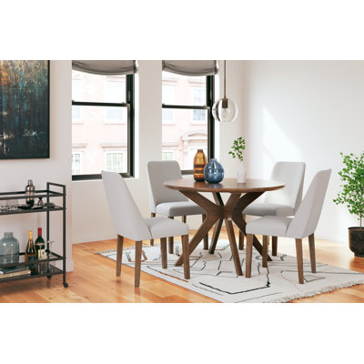 Lyncott Dining Table and 4 Chairs