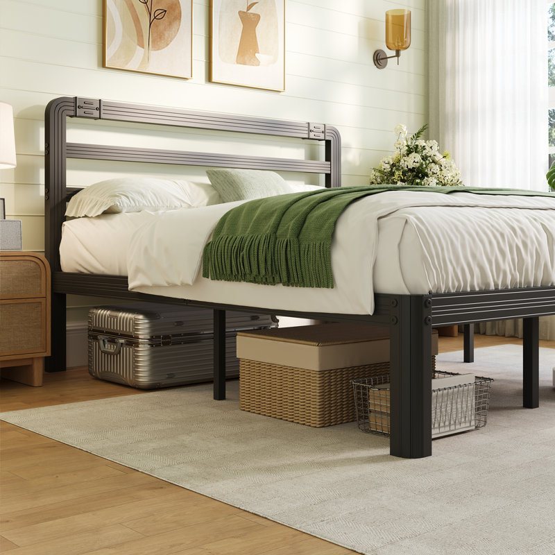 Lit plateforme simple en métal noir de 18 po avec tête de lit moderne Kynnleigh, support en acier robuste, rangement sous le lit, aucun sommier nécessaire