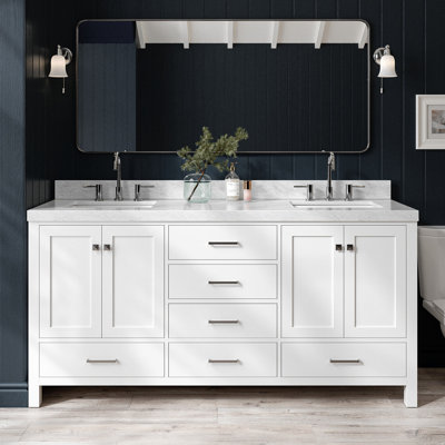 Meuble-lavabo double en bois massif Cambridge avec comptoir en marbre de Carrare 2 po