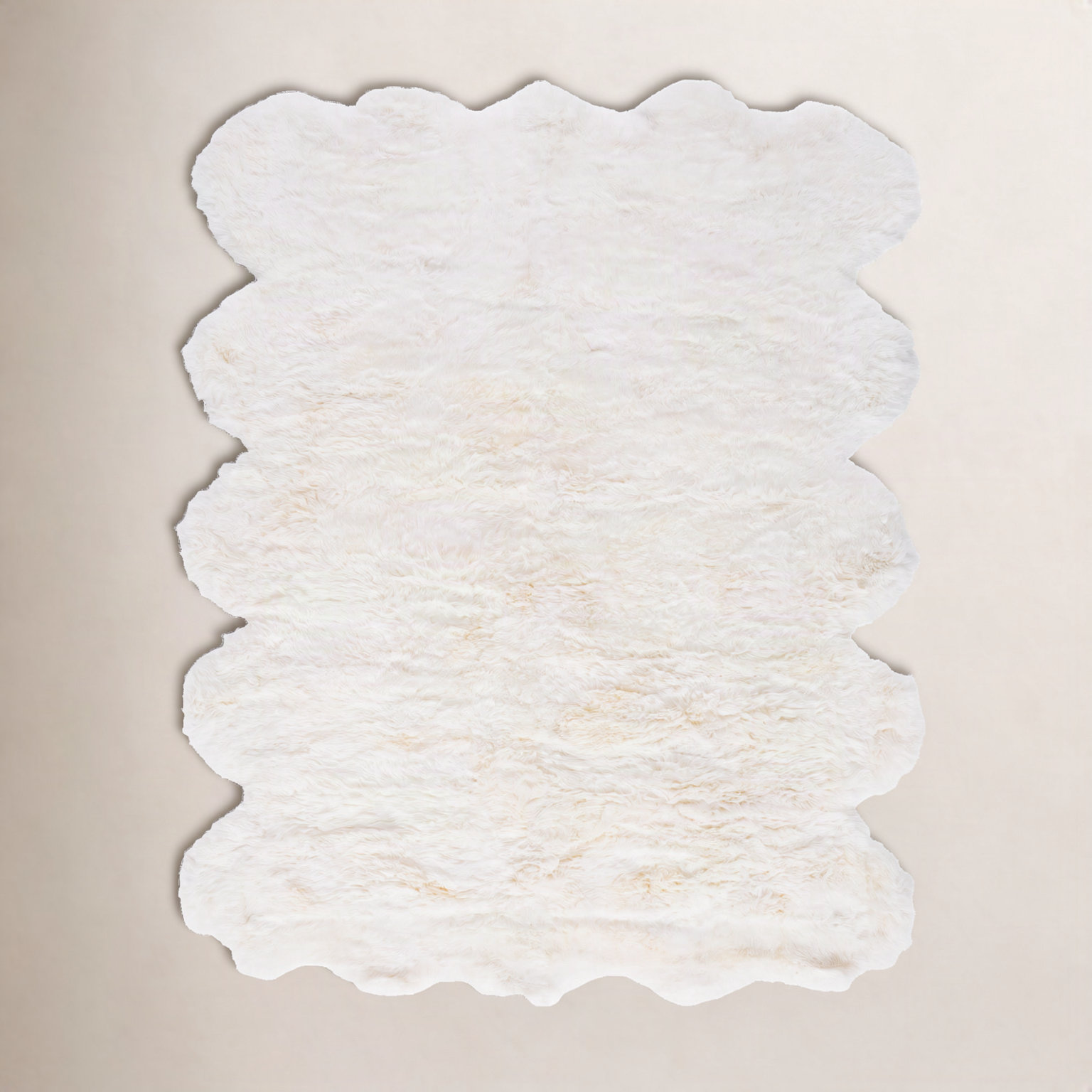 Mera White Handmade Sheepskin Rug, Rectangle 8' x 10'