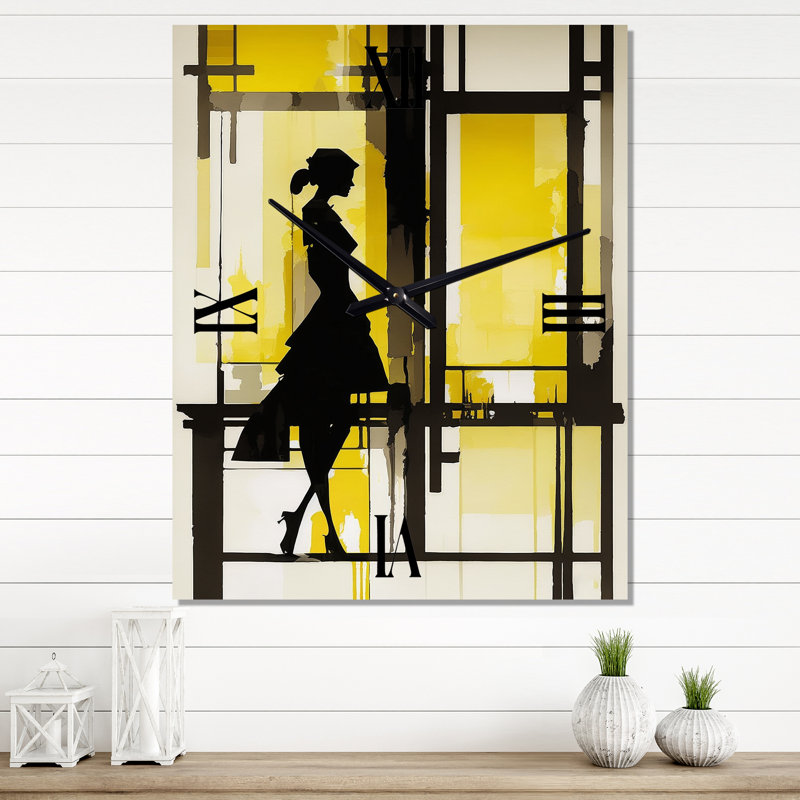 Silhouette en jaune et noir - horloge murale moderne Portrait, H 32 po x l 24 po x P 1 po