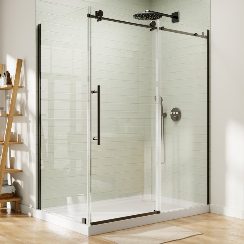Cabine de douche coulissante semi-encadrée de 152 cm (L) x 86 cm (P) x 183 cm (H) avec verre trempé transparent de 8 mm.