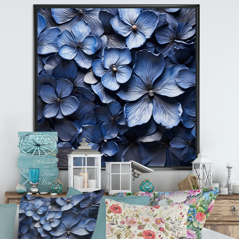 Beauté ornée bleue sur toile, Cadre flottant noir, 36" H x 36" W