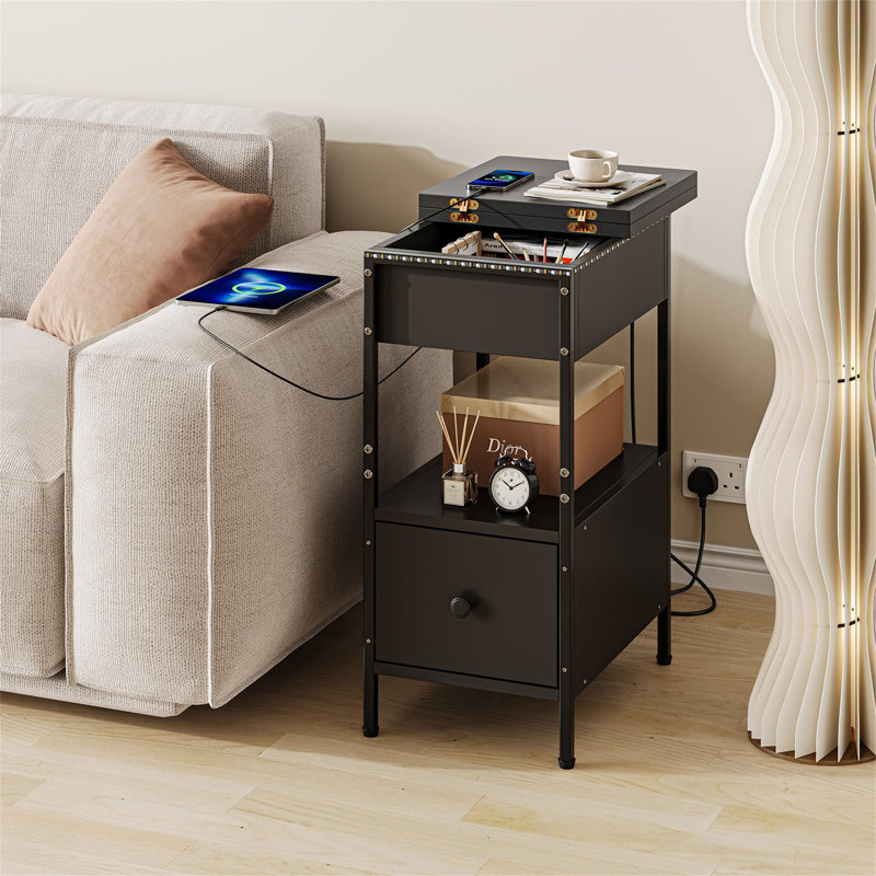 Deleshia End Table, Black
