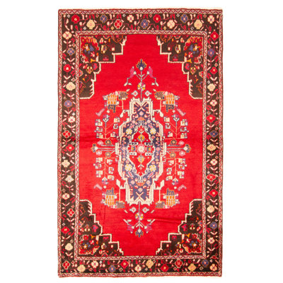 Anadol Red Rug 4'7" x 7'5"