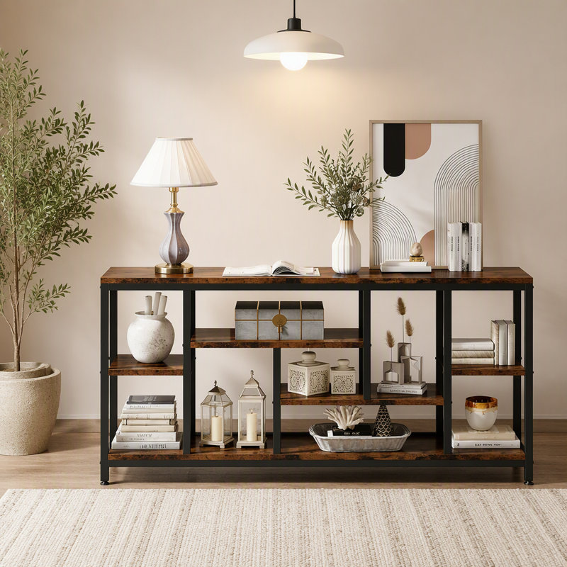 Table d'appoint attrayante, canapé rustique, console
