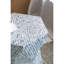 Tabouret de 17,6 lb à incrustations bleues avec lignes épurées pour le salon, table d'appoint fuselée 19 po x 19 po x 20 po et vestibule à motif linéaire