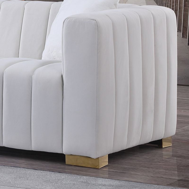 Causeuse à accoudoirs carrés en velours 62,6 po avec 2 coussins Clifford, Doré, Blanc, H 27,56 po x l 62,6 po x P 33,86 po