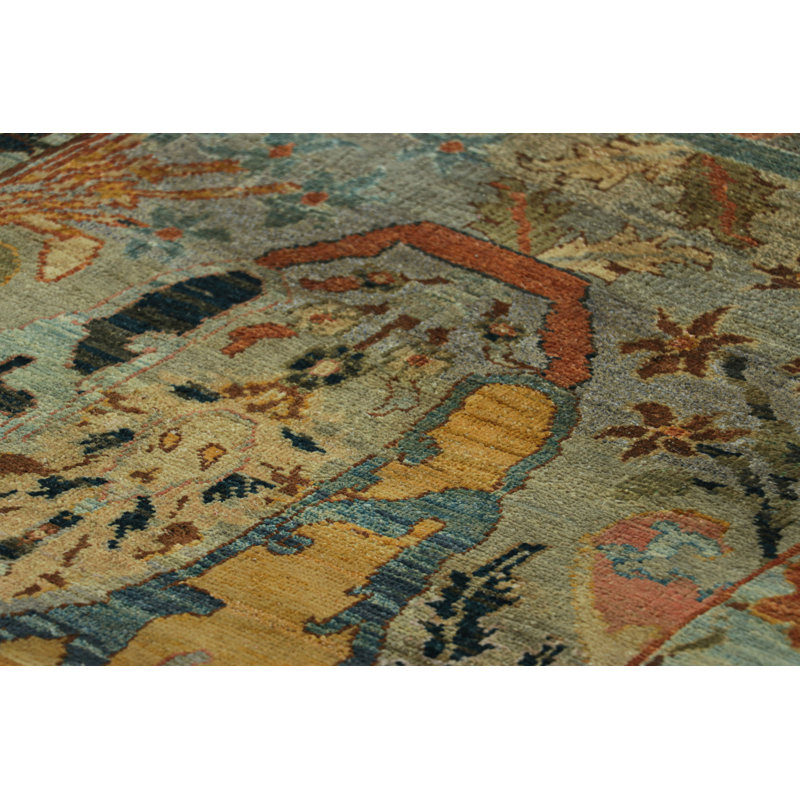 One-of-a-Kind 2'7x10'11 Hand Knotted Area Rug
