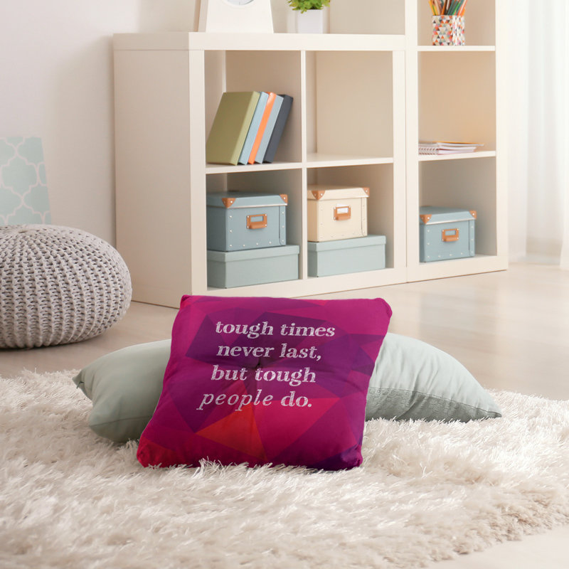 Coussin intérieur/extérieur robuste times, H 26 po x l 26 po, Rubellite