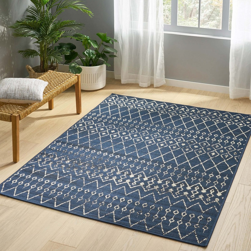 Navy Ivory Rectangle Polypropylene 5'3"x7' Rug