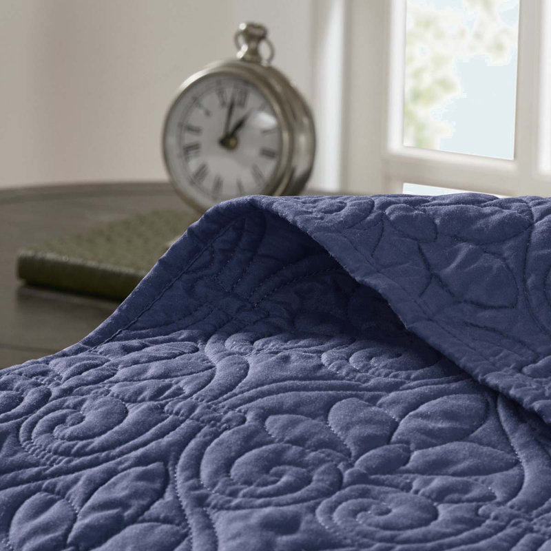 Reversible Set, Navy, Twin Bedspread + 2 Standard Pillow Shams